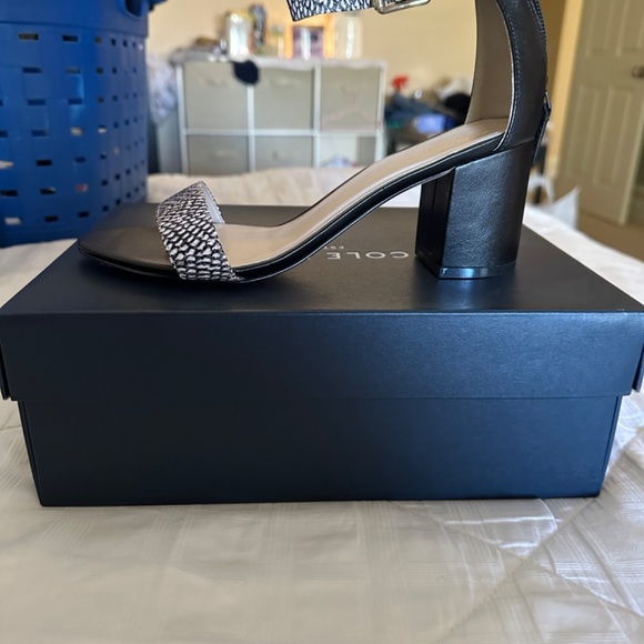 Cole Haan - Picture 4 of 5